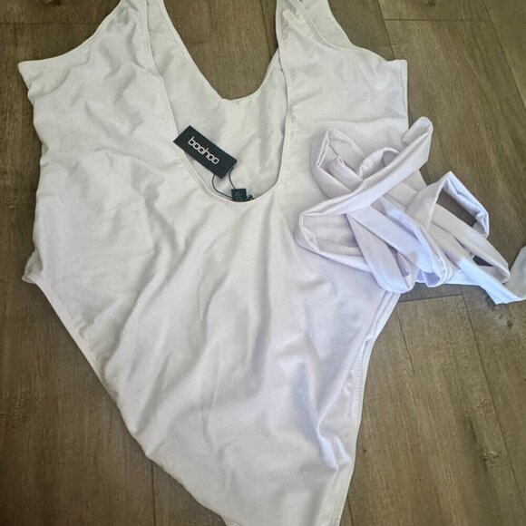 Boohoo Plus Tie Waist Swimsuit | White | Size 24 | NWT - Picture 3 of 4